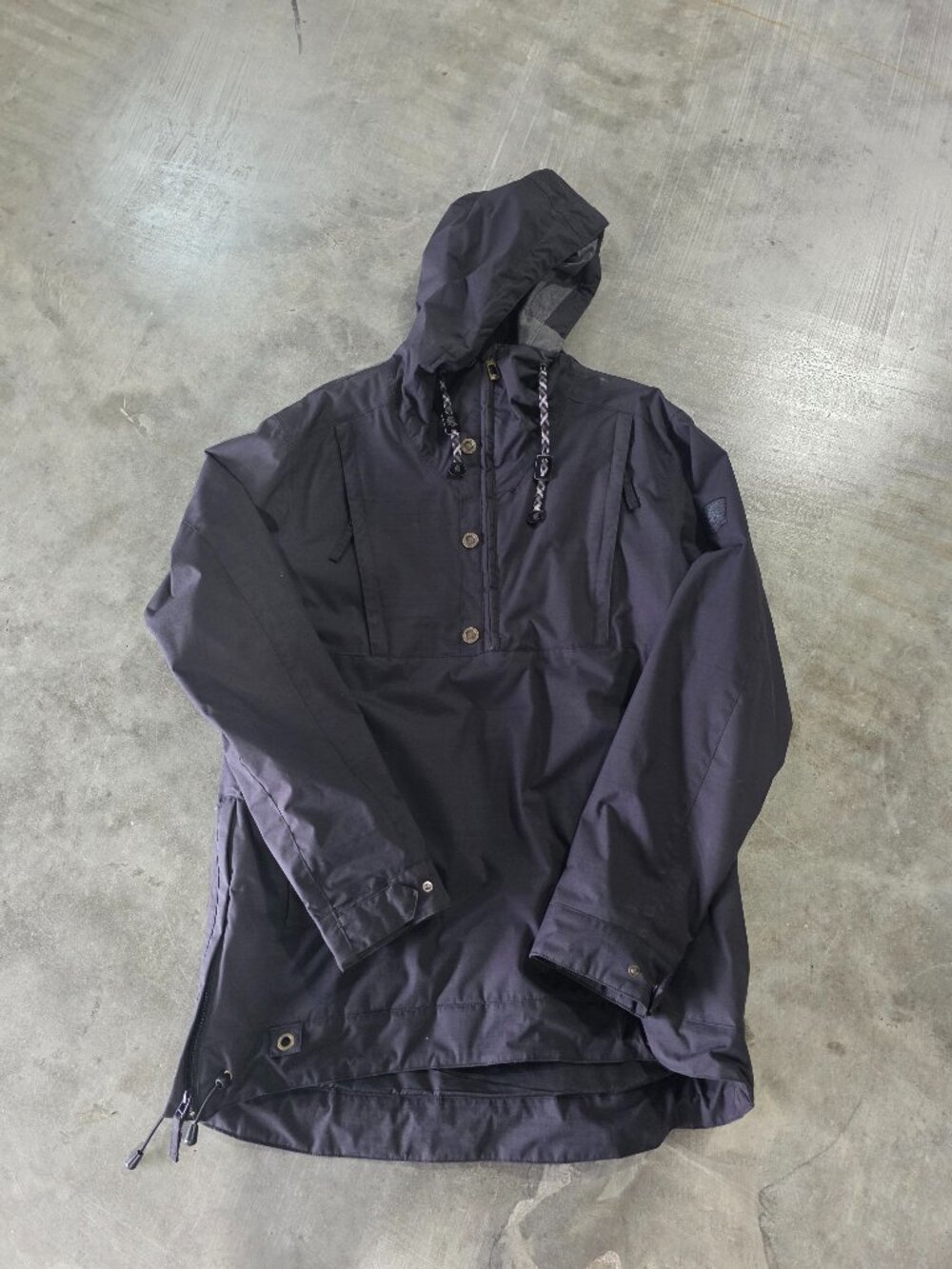 Ride Outerwear snowboard / ski anorak jacket SIZE LARGE